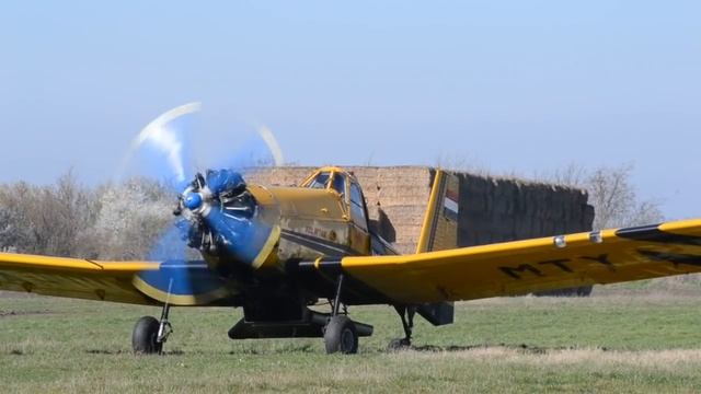 PZL-Mielec M18 Dromader fertilizer flight near Mezőhegyes, Hungary смотреть онлайн