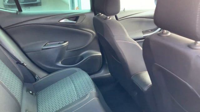 2019 Vauxhall Astra 1.4i Turbo SRi Hatchback 5dr Petrol Manual Euro 6 (s/s) (150 ps) смотреть онлайн