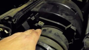 Замена вентилятора печки Audi а6-с4.