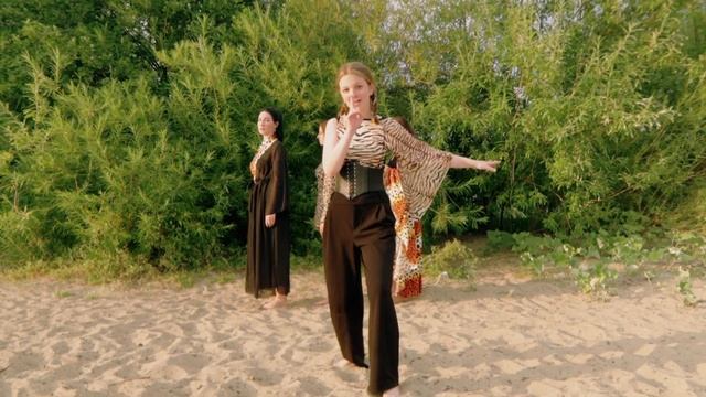 [KPOP IN PUBLIC] RUSSIA [SPAREBREATH] 마마무 (MAMAMOO) - AYA DANCE COVER смотреть онлайн