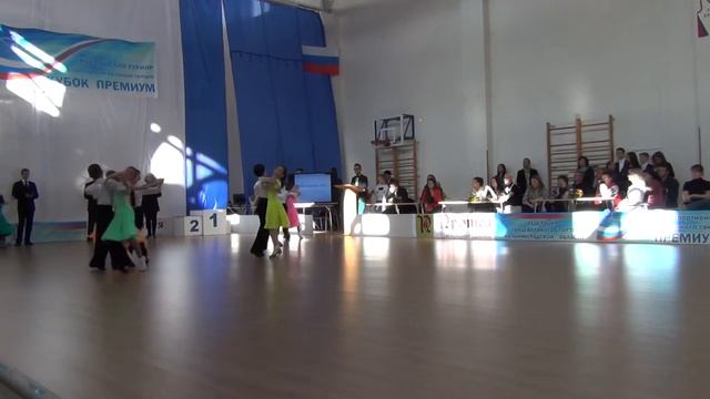 Танцуют дети Квикстеп смотреть онлайн