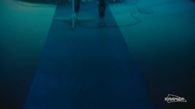 Lzzy Hale Signature Voyager смотреть онлайн