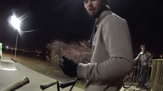 Как сделать OPPOSITE TAILWHIP | не HOW TO | лакер на BMX!!! смотреть онлайн