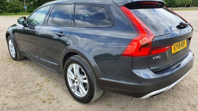 KY18MDF Volvo V90 2.0 D5 Powerpulse Cross Country Pro Awd 5d with 231 bhp in Grey + Stills 4K смотреть онлайн