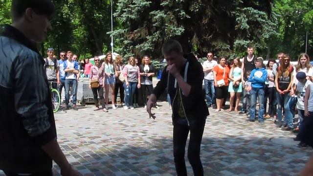Соревнования по бит-боксу на фестивале Extreme Zone смотреть онлайн