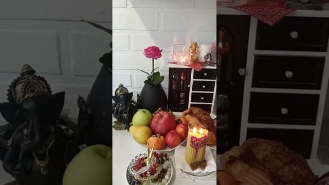 Пуджа богине Лакшми. Первая встреча смотреть онлайн