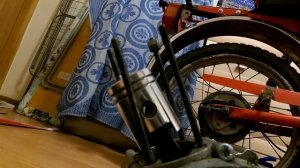 Установка поршневых колец на мопед Карпаты (быстро и весело).