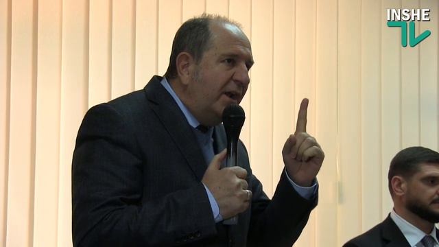 Почетный президент НМТП Капацына - о новом руководстве порта смотреть онлайн