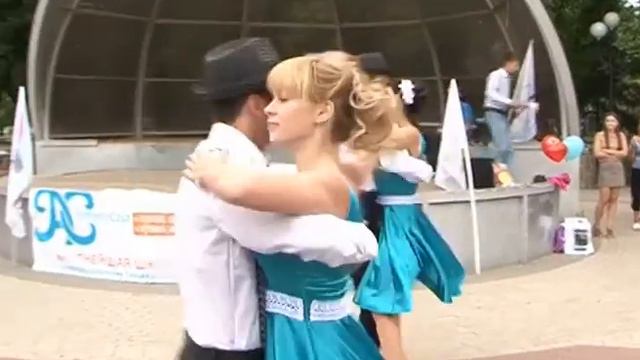 В Белгороде провели флешмоб мыльных пузырей смотреть онлайн