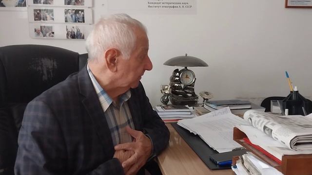 "Мне стыдно за это! Его нужно убрать!": Маркс ШАХМУРЗОВ о памятнике Беталу Калмыкову в Нальчике смотреть онлайн