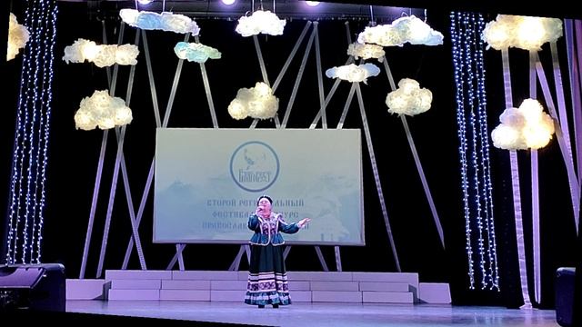 "Казачья" песня в исполнении Натальи Сиваковой. смотреть онлайн