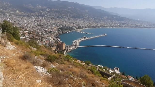 Красная башня / Кызыл Куле — главная достопримечательность Аланьи смотреть онлайн
