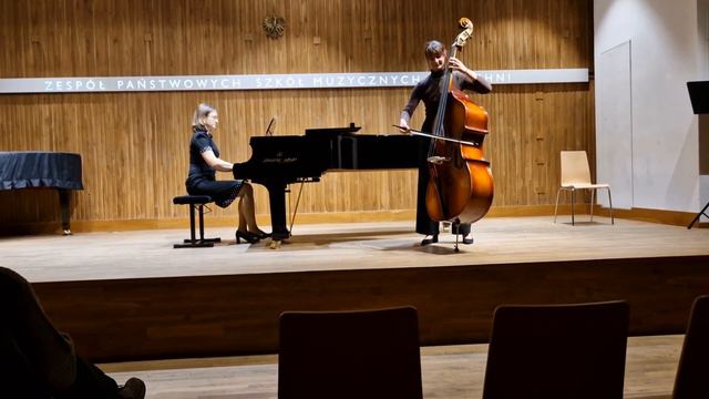 Anonim – "Hornpipe" (XVIII w.) Julia Frankowicz – kontrabas, Tetiana Yurynets – fortepian смотреть онлайн