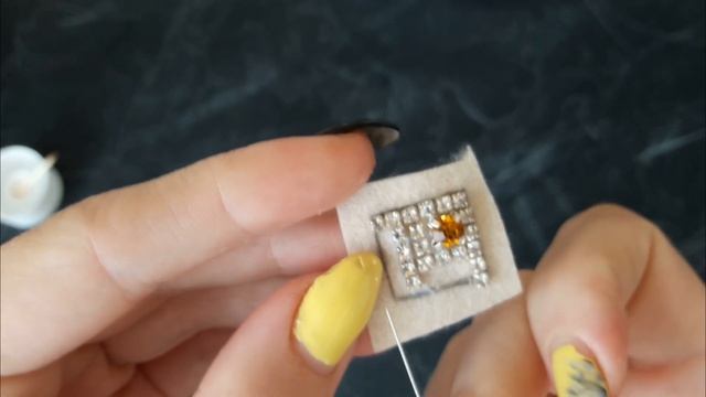 Cерьги - Гвоздики из Стразовой Цепочки и Кристаллов| DIY Beautiful Simple Earrings смотреть онлайн