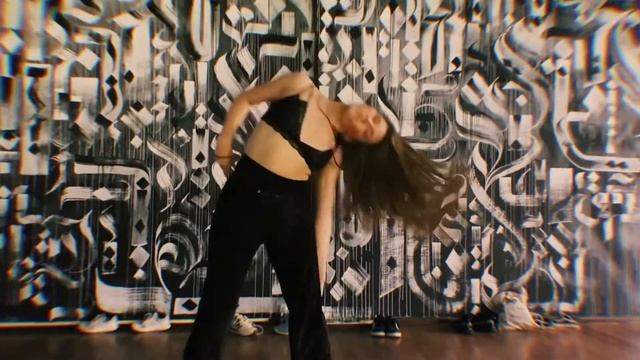 ТАНЦЫ В ЧЕРЕПОВЦЕ // ДОМ ТАНЦА PREZIDENT BREAKERZ // АЛИНА ПЕСТРУХИНА смотреть онлайн