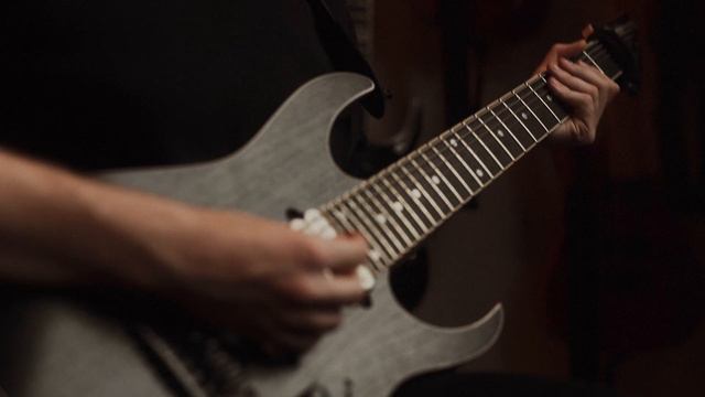 Currents "Second Skin" Guitar Playthrough featuring Chris Wiseman смотреть онлайн