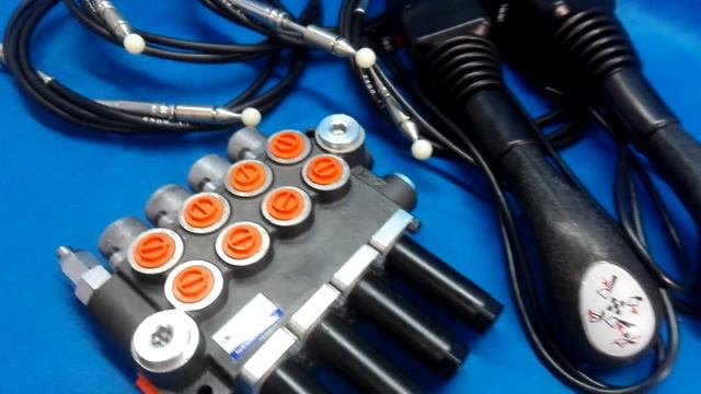 HYDRAULIC KIT VALVE 4 FUNCTIONS 80 40 l/min 2 Joysticks смотреть онлайн