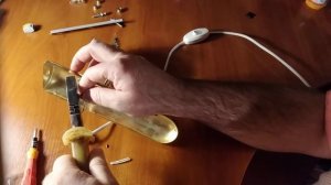 Ремонт светильников бра своими руками. Замена включателя, провода и установка вилки.