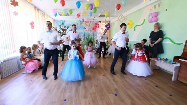 выпускной 4 смотреть онлайн