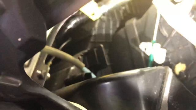 How to remove Mazda 2 radio. смотреть онлайн
