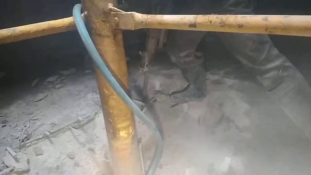 Демонтаж Алматы +77077335555 Опора крана 3. Пневма перфоратор. Шахтный пневматический YT. ПП. ППР смотреть онлайн