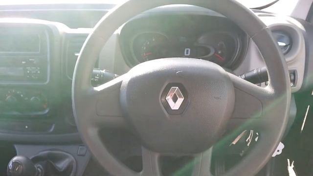 Renault trafic business swb Black 2017 смотреть онлайн