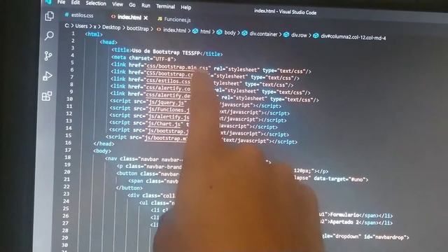 Practica 2.3 Librería Bootstrap смотреть онлайн