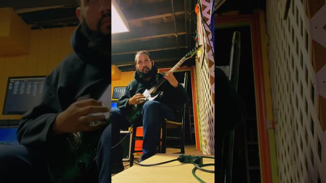 Ibanez Gio GRX70QA смотреть онлайн