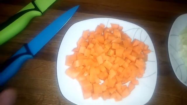 Суп с капусты и рёбрышки (свенные)