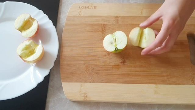 Быстрый и вкусный десерт!?? Печеные яблоки в микроволновке? / Baked apples in the microwave смотреть онлайн