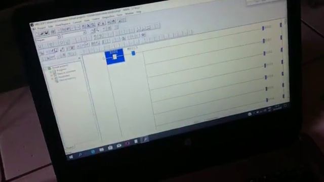 Tes ON PLC MITSUBISHI FX3U 32MR second siap pakai смотреть онлайн