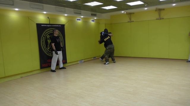 Ближний ножевой бой S.P.A.S. Клинч в ножевом бою. Knife fighting S.P.A.S. смотреть онлайн