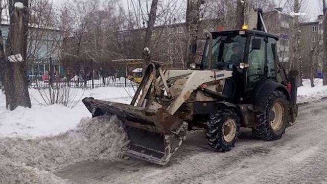 Более 1,3 тыс. тонны снега убрали с дорог Иркутска за сутки смотреть онлайн