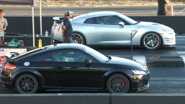 Nissan GT-R Vs Audi TTRS And Audi 3 RS - Sports Cars Drag Racing