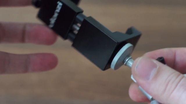 Крепление для смартфона Ulanzi IRON MAN смотреть онлайн