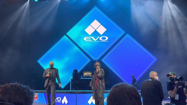 EVO 2022 - Street Fighter 6 Kimberly and Juri reveal crowd reaction смотреть онлайн