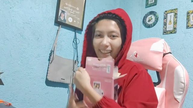 UNBOXING My Instax Mini 11 ¦ Vlog #11 #lawofattraction #Unboxing #InstaxMini11 смотреть онлайн