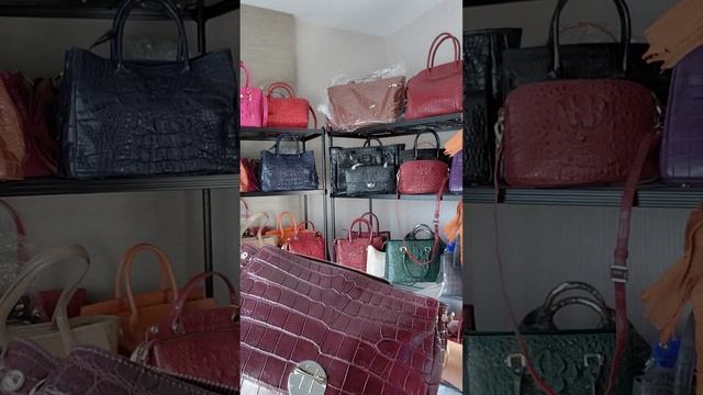 Сумки из натуральной кожи крокодила ? Модели редкие по 1 штуки. Доставка в Россию до двери ✈️ смотреть онлайн