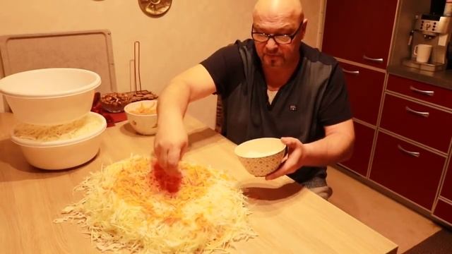 Капуста.Квашеная капуста.Огород Баварский. смотреть онлайн