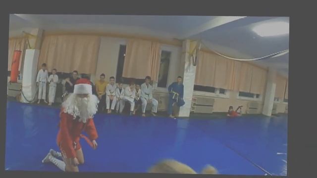Открытая тренировка с дедом морозом смотреть онлайн
