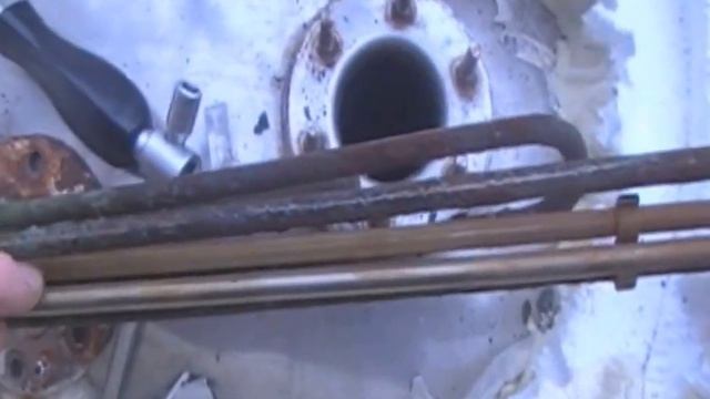 течет водонагреватель смотреть онлайн