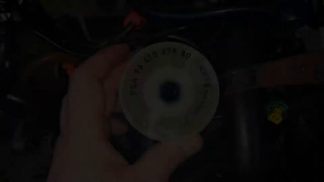Замена топливного фильтра Пежо 307/Peugeot 307 2.0 hdi смотреть онлайн