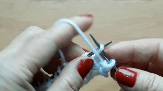 Вязание спицами. Вертикальный узор для пуловера , свитера, кардигана, жилета