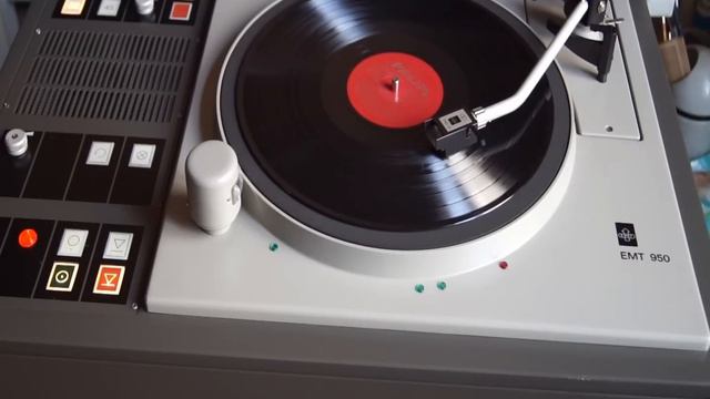 EMT 950 & Georges Brassens in jazz смотреть онлайн