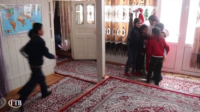 "Мама" девочка спела в своём детском доме спустя 9 лет. До слёз. 2021г смотреть онлайн