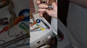 Полотенцесушитель потёк - Замена уголков американок на полотенцесушителе