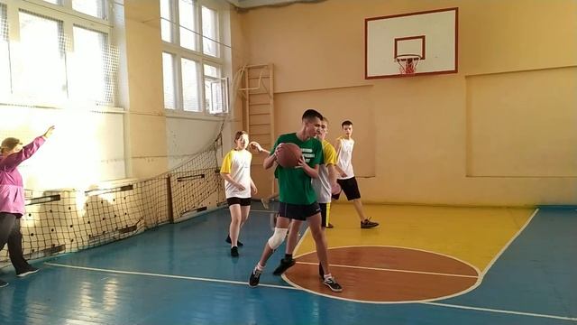 Кубок по стритболу НГГТИ 2022 смотреть онлайн
