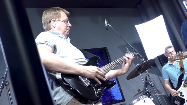 14 Двойной Стандарт - выходной смотреть онлайн