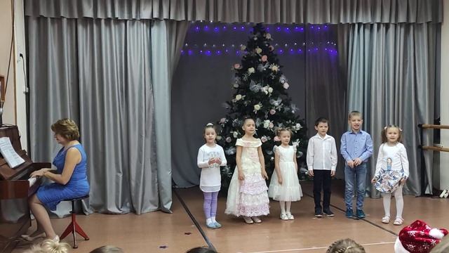 Новогодняя полька? смотреть онлайн