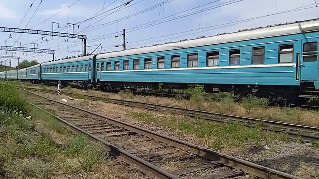 Маневровыи Тепловоз СКД6Е-2043 Пассажирски Поездом Костанай Алматы Станция Алматы-1ЖД Хроника-КТЖ. смотреть онлайн